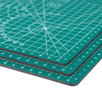 得力 78402 塑料制品  A2耐用切割垫板桌垫 